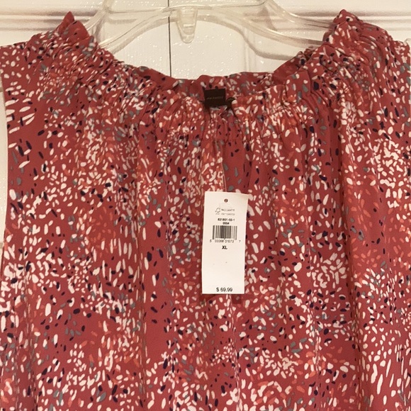 Banana Republic Knit Flounce Shift Dress - Picture 3 of 9